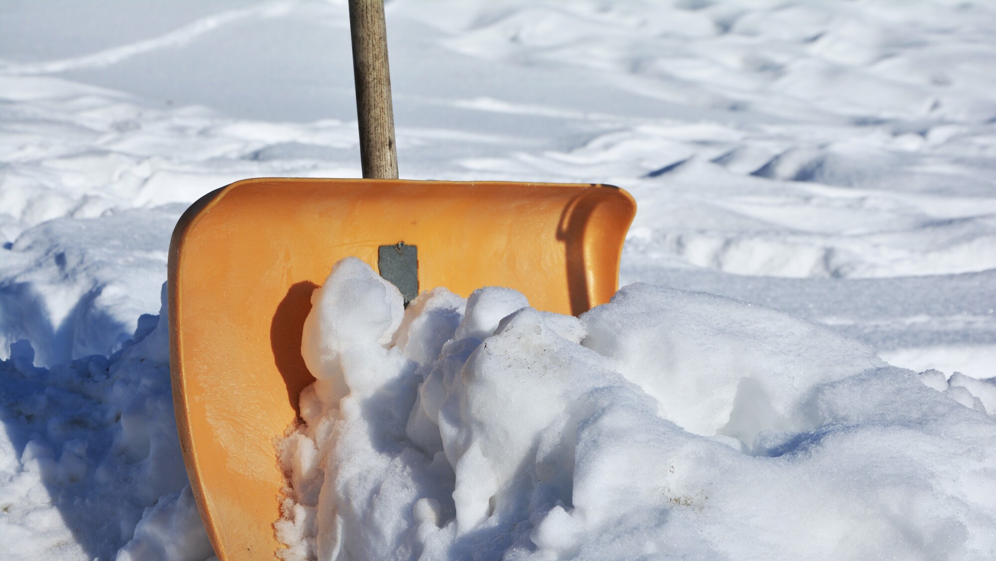 5 Tips for Hiring Commercial Snow Removal Services